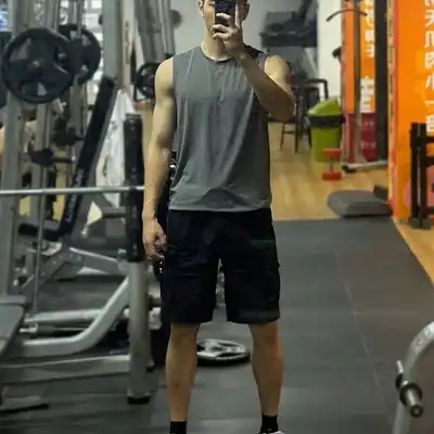 邹宇